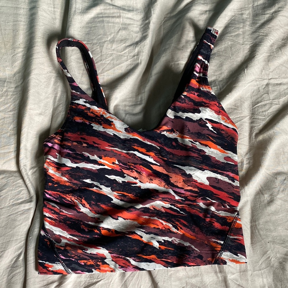 lululemon patterned tank top padded inside with bra lining soft material